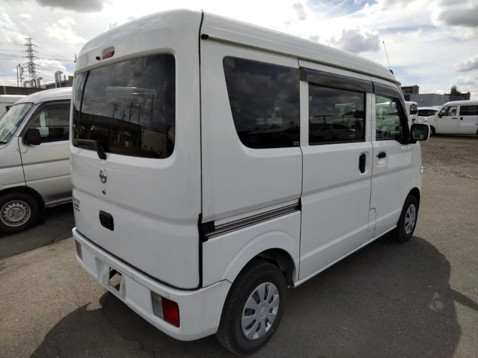 Nissan NV100 Clipper DR17V 2022